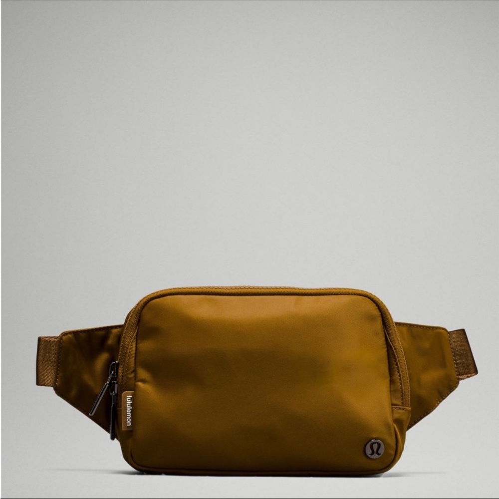 Lululemon Everywhere Belt Bag Large Burnt Caramel